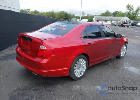 2012 Ford Fusion Hybrid z USA, uszkodzony, nr VIN 3FADP0L35CR167886